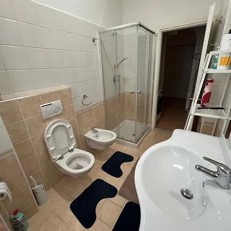 Amrani Guest house Verona